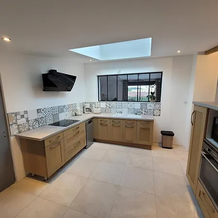 2 Dans Les Remparts A Dun Sur Meuse *