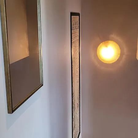 2 Dans Les Remparts A Dun Sur Meuse בית נופש