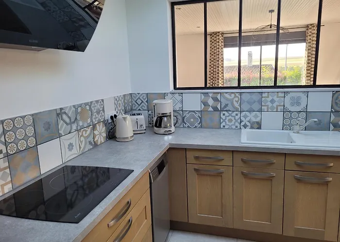 2 Dans Les Remparts A Dun Sur Meuse Dun-sur-Meuse