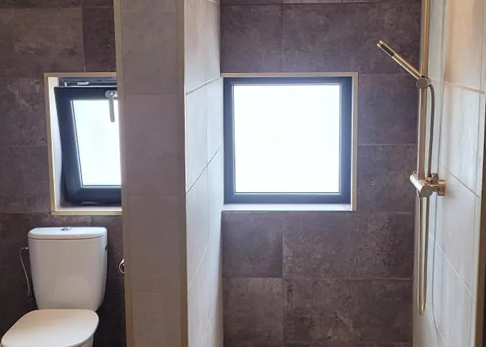 2 Dans Les Remparts A Dun Sur Meuse * Dun-sur-Meuse